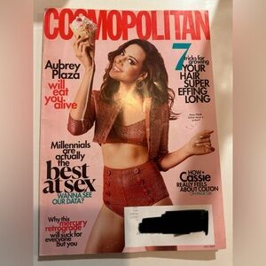 Cosmopolitan Aubrey Plaza July 2019 Magazine